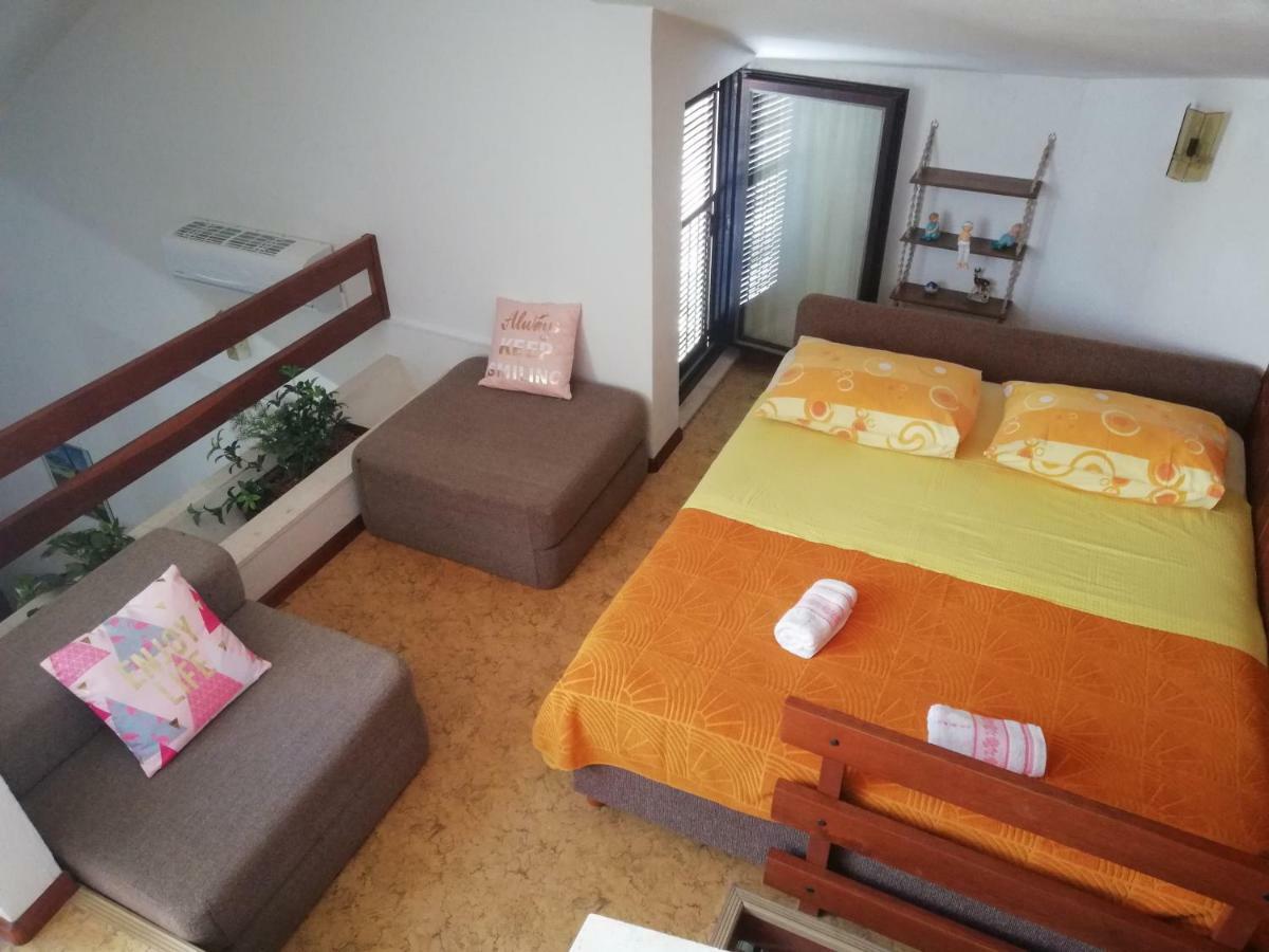 Vacation Home Mirjana سيغيت فغانييتْسا المظهر الخارجي الصورة